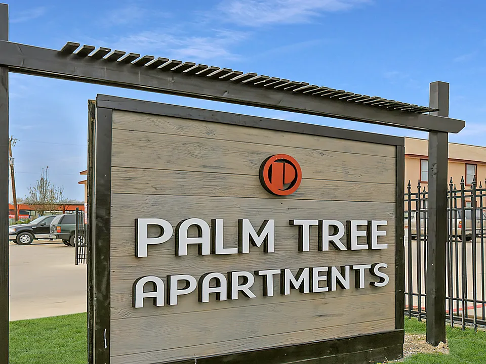 Palm Tree Apartments
