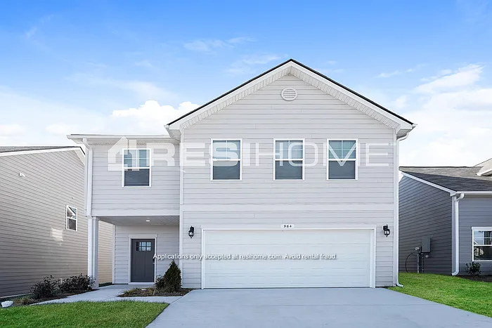 968 Juniper Ln — Photo 1