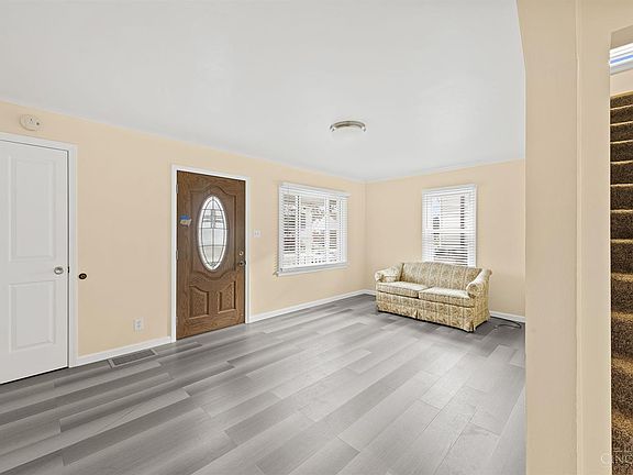 5th image of 6913 Dianna Dr