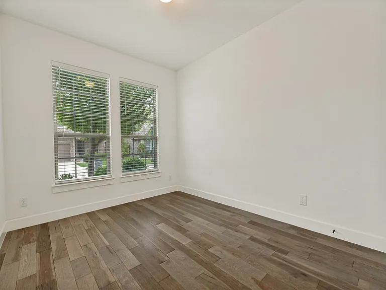5808 Liberty Hill Dr — Photo 18