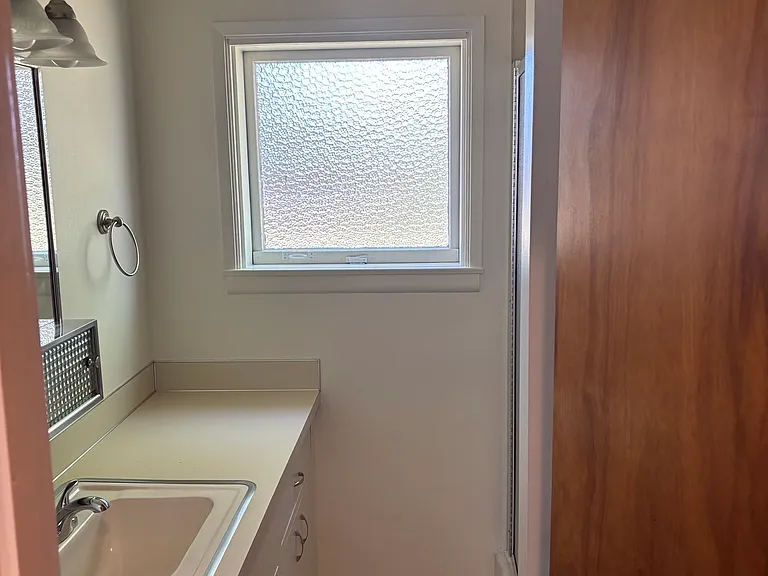 1406 E Lakeshore Dr #2 — Photo 4