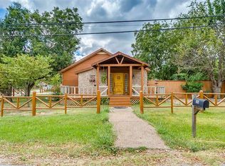 306 E Weaver Ave, Alvarado, TX 76009