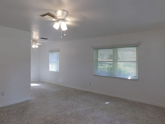 4th image of 1030 Saxon Blvd