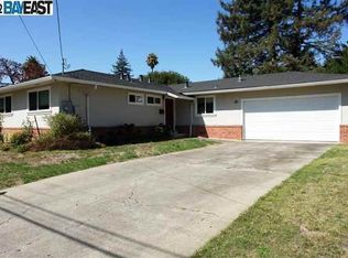451 Hillview Dr, Fremont, CA 94536