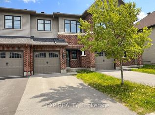 213 Halyard Way, Ottawa, ON K2T 0L2