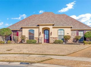 504 Choctaw Ct, Bossier City, LA 71111