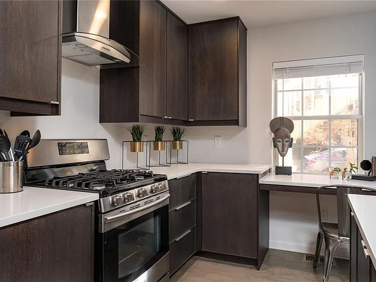 799 Verner St NW #B — Photo 7