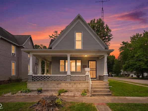 233 N Walnut St, Cambridge City, IN 47327