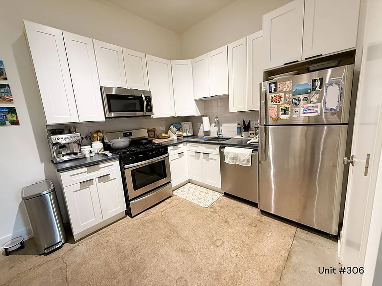 4601 N Paulina — Photo 26