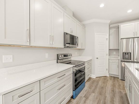 4th image of 1460 Willow Bend Way #2