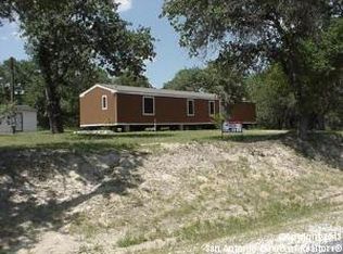 4303 Lost Hills Dr, Elmendorf, TX 78112