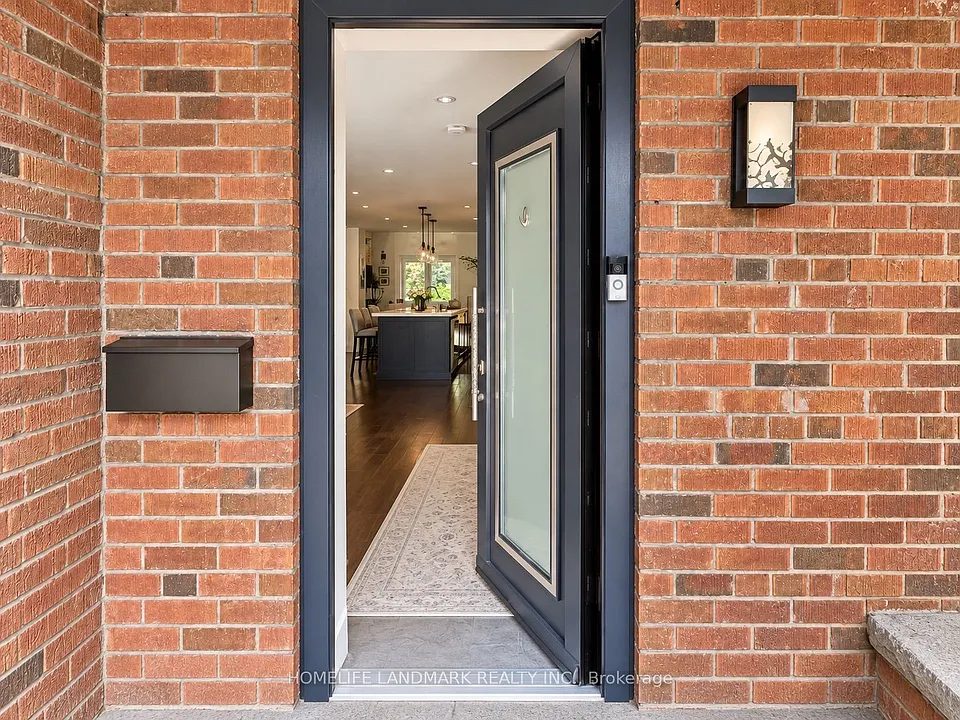 15 Jean St