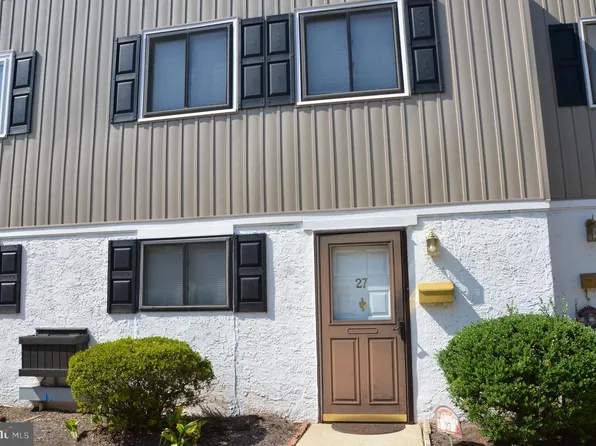 27 Fords Edge, Royersford, PA 19468