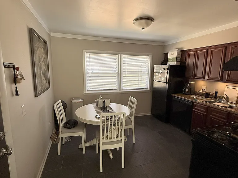 733 Dulles Rd #F — Photo 14