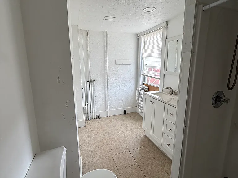 20 High St #1R — Photo 3