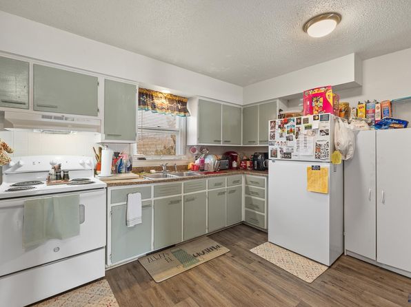 rapid-city-south-dakota-448449235 picture