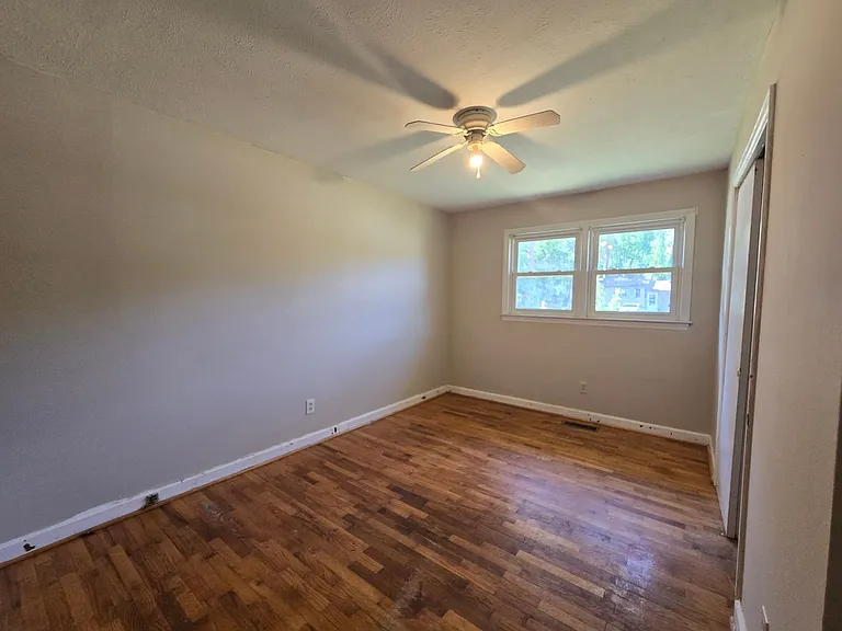 5206 Shagbark Rd — Photo 5