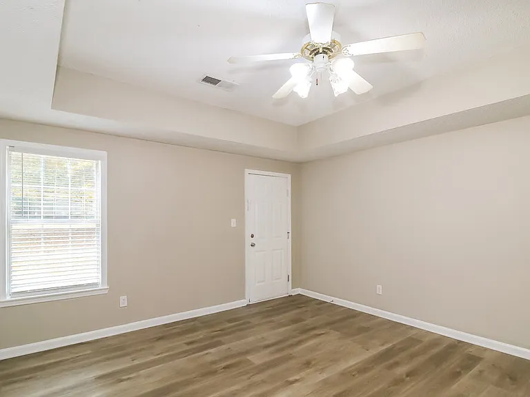 155 Byington Dr — Photo 15