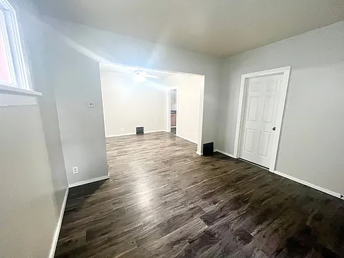 1506 68th St Photo 1