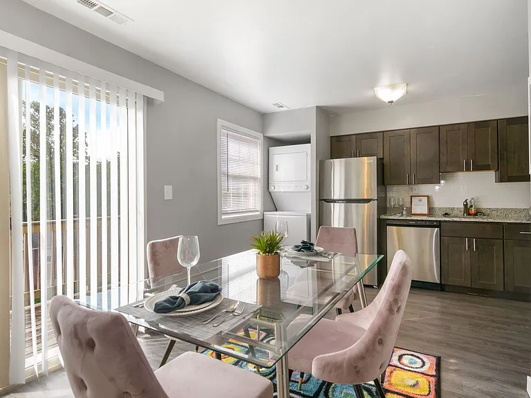 Fairway Ridge Apartments and Townhomes — Photo 36