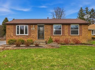 422 Rowley Rd, Depew, NY 14043