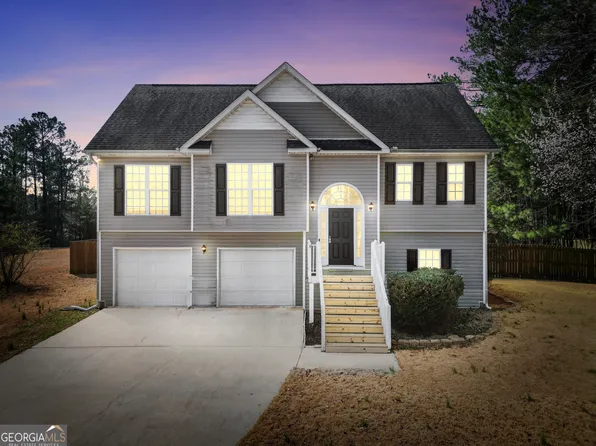 8870 Dornoch Cir, Winston, GA 30187