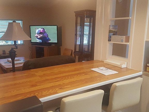 4th image of 1232 Las Brisas Dr