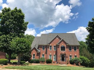 201 Pearce Dr, Jamestown, NC 27282