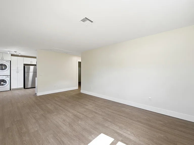 353 Wickline Blvd — Photo 9