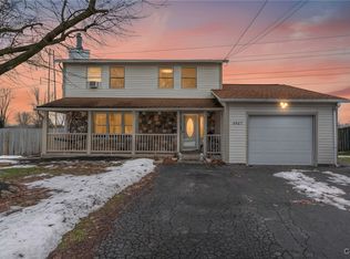 4967 Darien Dr, Liverpool, NY 13088