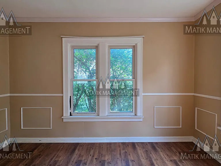 16 9th Ave NE #1 — Photo 13