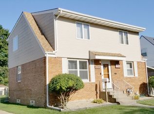 17631 Walter St, Lansing, IL 60438