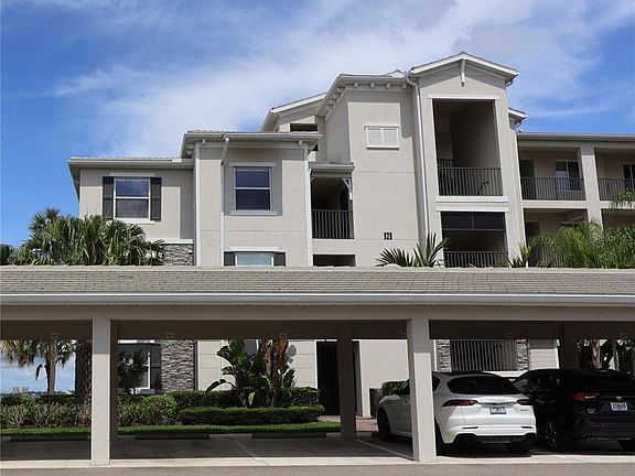 3rd image of 920 TIDEWATER SHORES LOOP #301