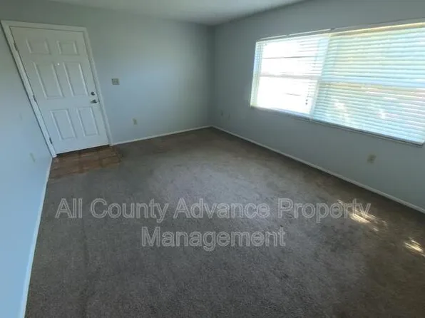 6189 Chesham Dr APT 1, New Port Richey, FL 34653