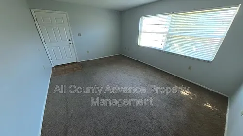 6189 Chesham Dr #1 Photo 1
