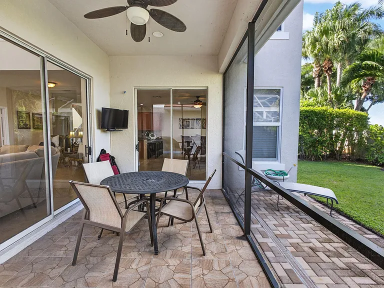 8400 Heritage Club Dr — Photo 56