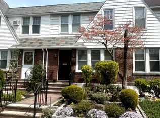 65-41 77th Place, Middle Village, NY 11379