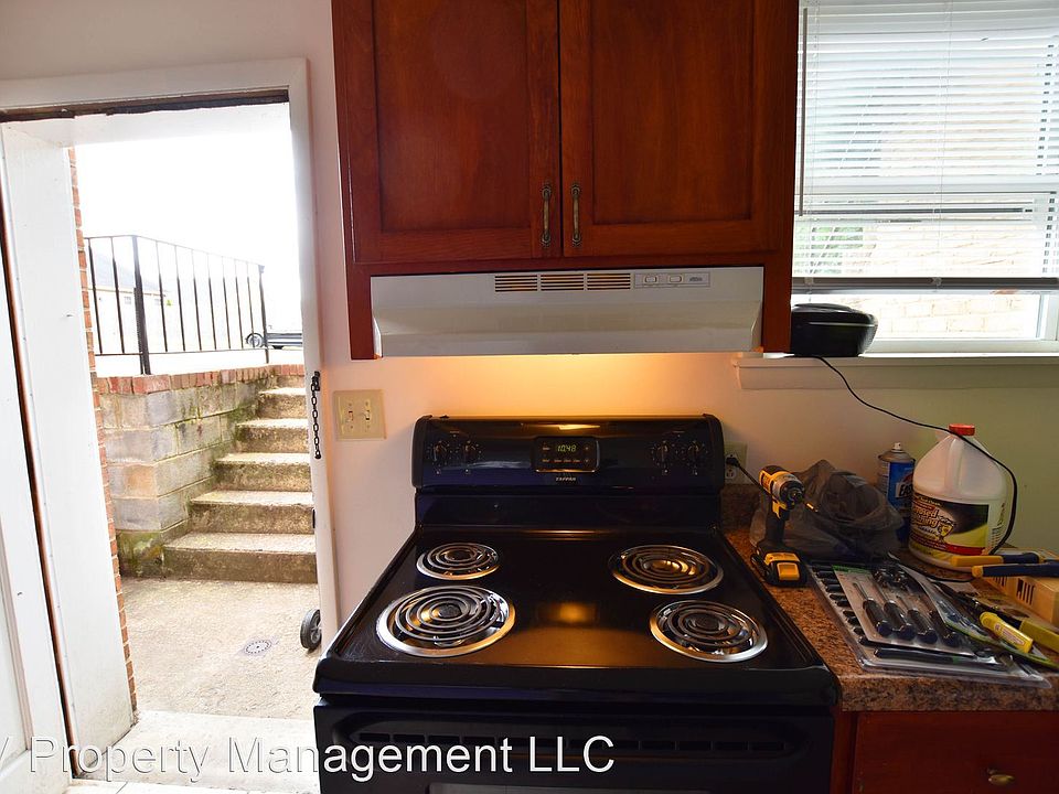 1st image of 1015 N Forest Ave #5
