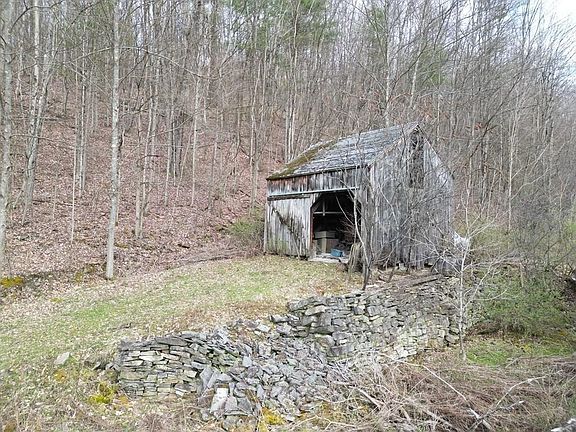 4th image of 4235 Bellinger Hollow Rd #40