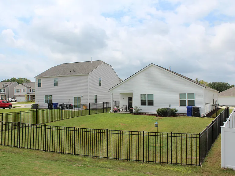 164 Ethel Ln — Photo 5