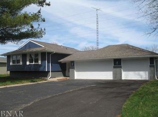 3468 Nancy Ln, Clinton, IL 61727