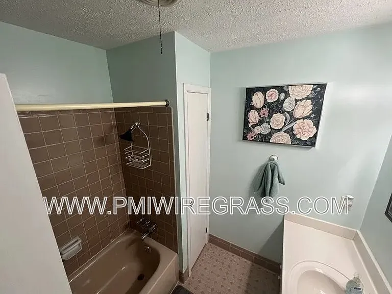 59 Andrews Dr — Photo 22