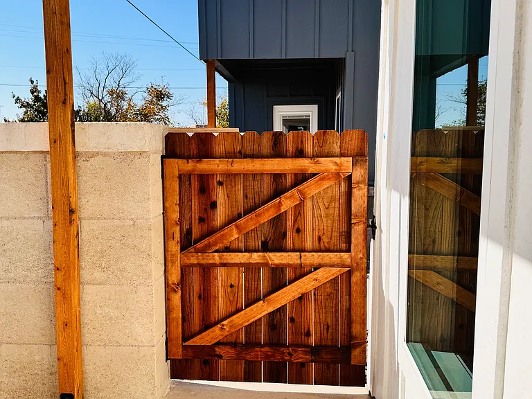 2031 Vaughn St #B — Photo 30