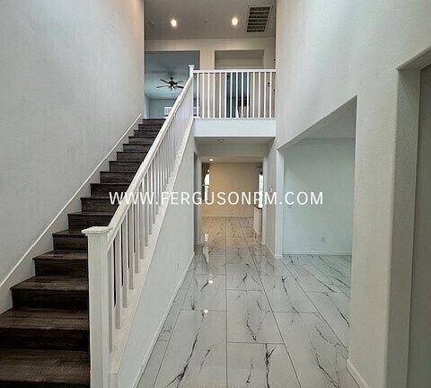 3rd image of 4377 Hydra Cir