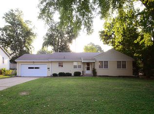 775 N 73rd St, Omaha, NE 68114