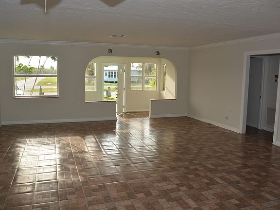 2nd image of 315 N Copeland Ave