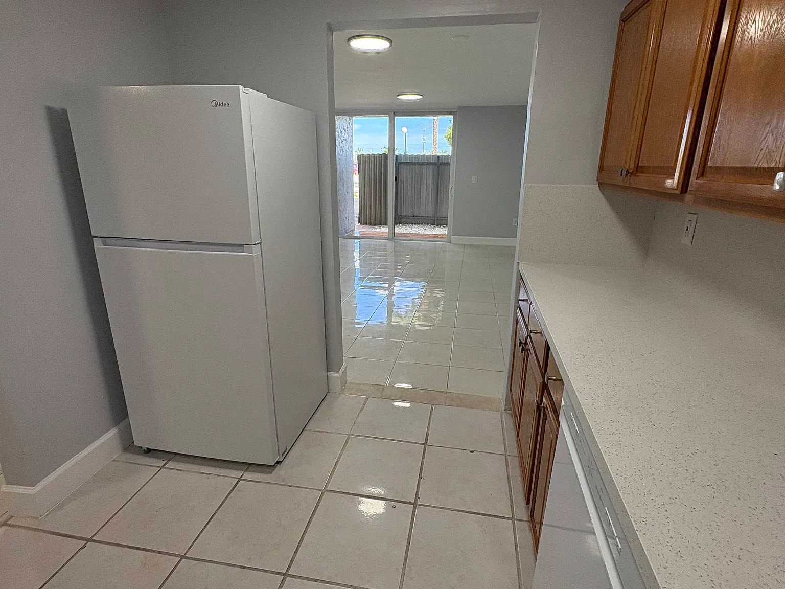 10000 NW 80th Ct — Photo 2