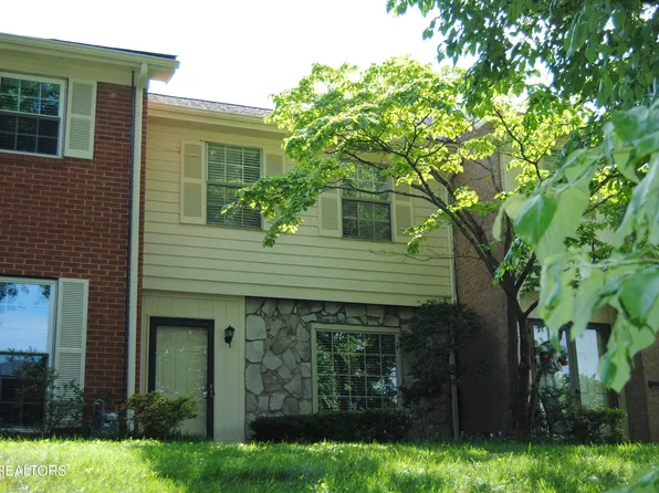 7914 Gleason Dr APT 1038, Knoxville, TN 37919