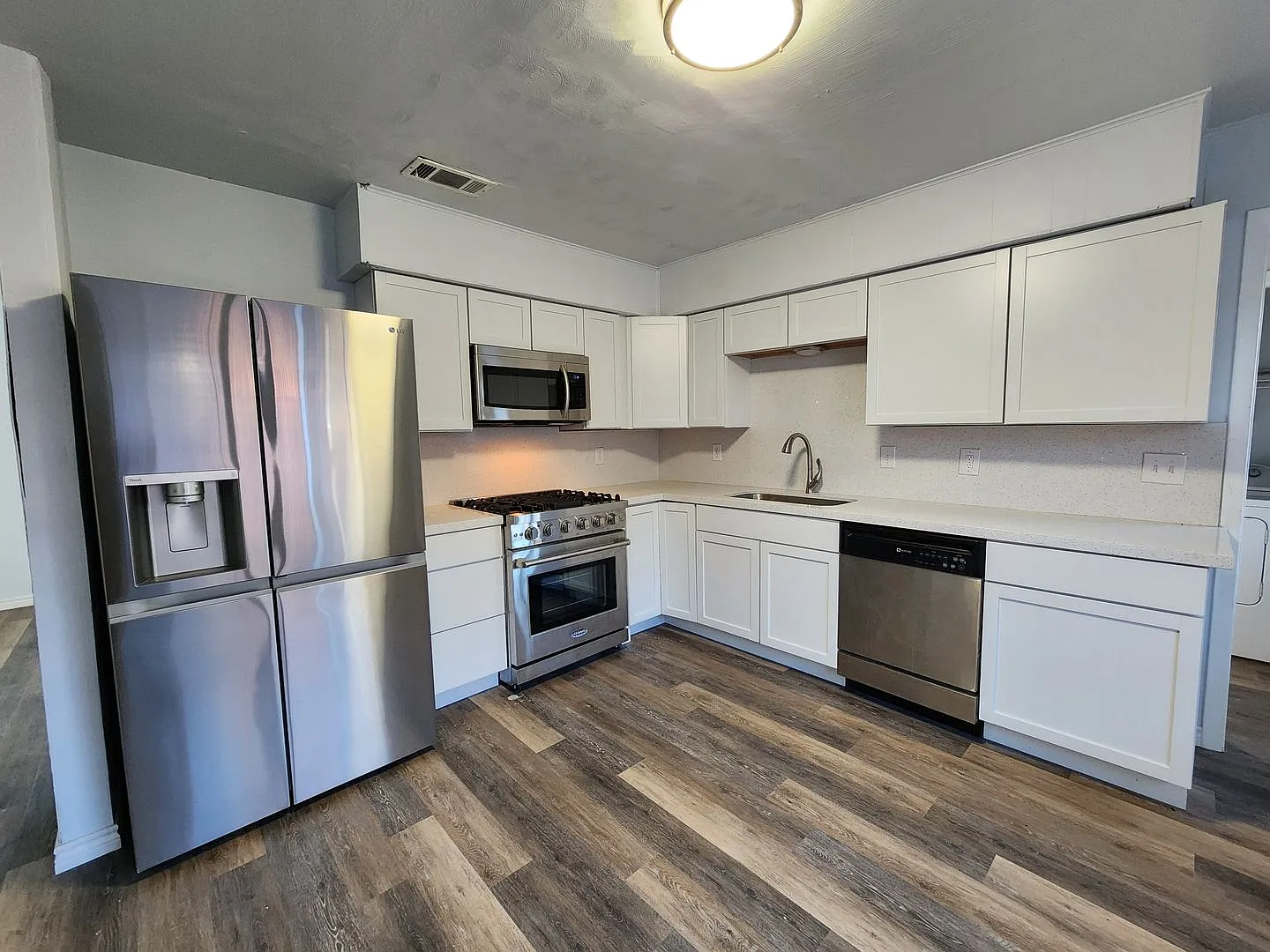 3604 Valley View Rd. — Photo 1
