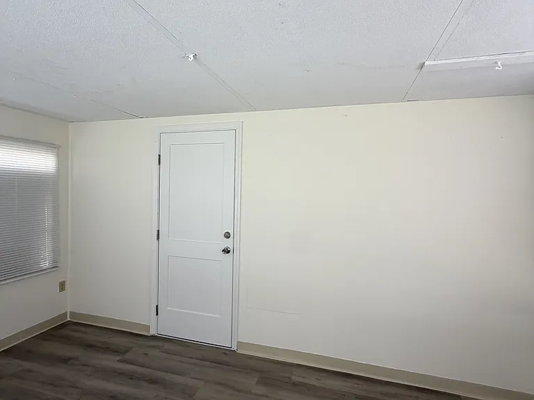 9 Hamlin Ct #1 — Photo 7